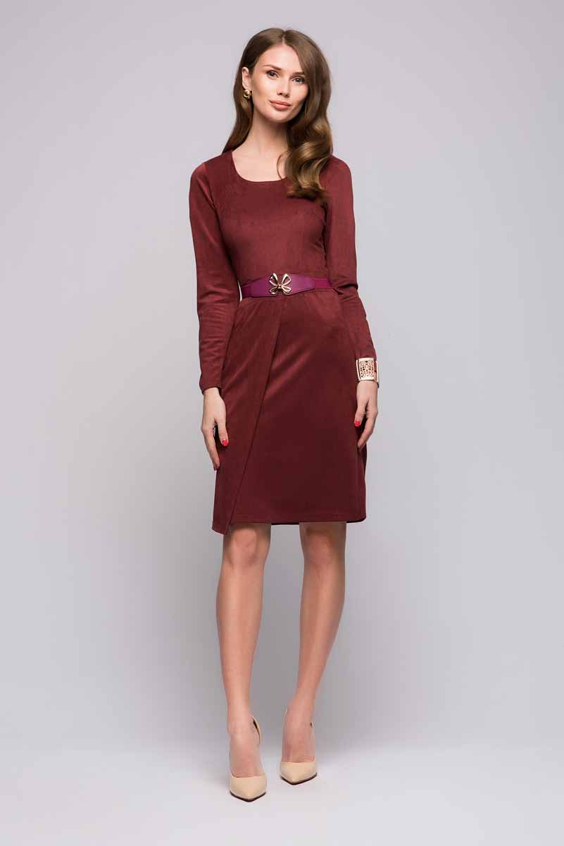 ПлатьеDM00684 ПлатьеDM00684Универсальное платье 1001 Dress выполнено из искусственной замши. Приталенный силуэт, длинные рукава, интересный ассиметричный подол. Отличный вариант для офиса и прогулок.