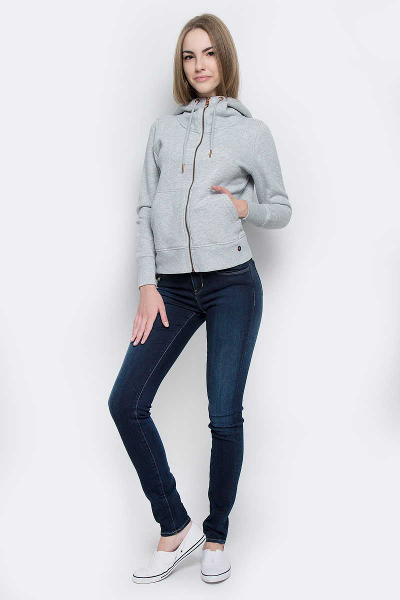 ДжинсыJ20J201275_9114 ДжинсыJ20J201275_9114Стильные женские джинсы Calvin Klein Jeans выполнены из хлопка с добавлением эластомультиэстера и эластана. Материал мягкий и приятный на ощупь, не сковывает движения и позволяет коже дышать. Джинсы-скинни средней посадки застегиваются на пуговицу в поясе и ширинку на застежке-молнии. На поясе предусмотрены шлевки для ремня. Спереди модель оформлена двумя втачными карманами и одним маленьким накладным кармашком, сзади - двумя накладными карманами. Модель оформлена эффектом потертости и контрастной прострочкой.