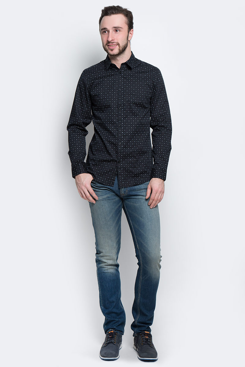 Рубашка16053266_Bright White Рубашка16053266_Bright WhiteМужская рубашка Selected Homme выполнена из натурального хлопка. Рубашка slim fit с длинными рукавами и отложным воротником застегивается на пуговицы. Манжеты рукавов также застегиваются на пуговицы. Рубашка оформлена мелким контрастным принтом.