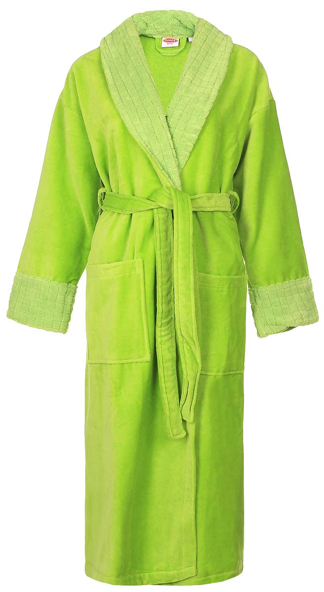 ХалатAngora ХалатAngoraМужской халат Hobby Home Collection Angora изготовлен из приятного на ощупь высококачественного натурального хлопка. Изнаночная сторона изделия отделана мелкими петельками. Халат с воротником-шалью и длинными рукавами дополнен узким текстильным поясом. Изделие имеет оригинальную объемную отделку по воротнику и манжетам рукавов, спереди дополнено двумя накладными карманами. Халаты марки Hobby уникальны и разрабатываются эксклюзивно для данной марки. При создании коллекции используются самые высокотехнологичные ткацкие приемы. Дизайнеры марки украшают вещи изысканным декором. Коллекция линии соответствует актуальным тенденциям, диктуемым мировыми подиумами и модой в области домашнего текстиля.