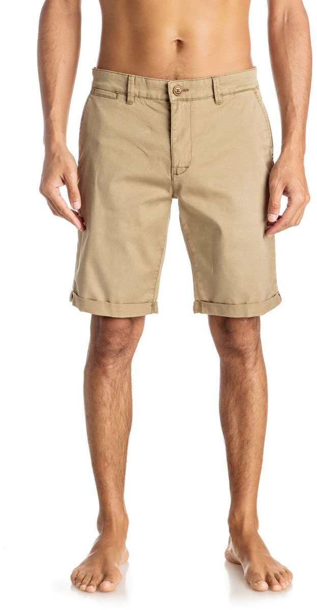 ШортыEQYWS03324-BQK0 ШортыEQYWS03324-BQK0Шорты мужские Quiksilver изготовлены из качественной ткани. Модель длиной до колен застегивается на молнию и пуговицу. Изделие дополнено карманами.