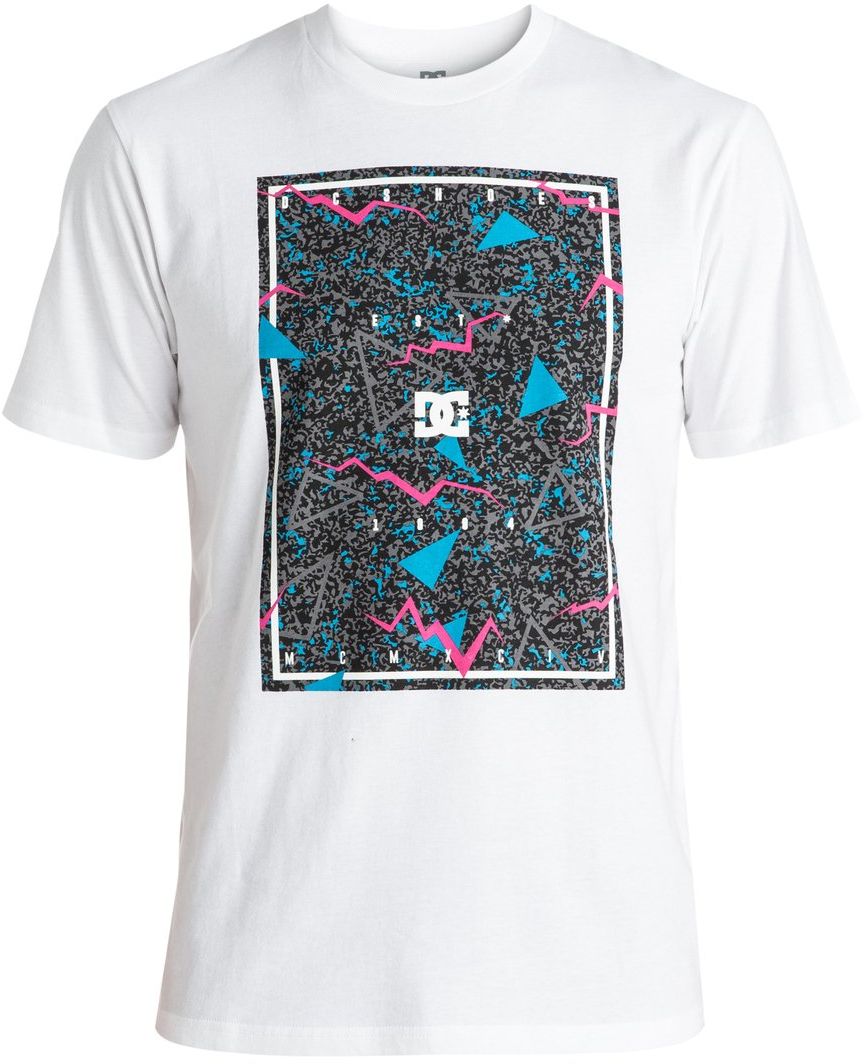 ФутболкаEDYZT03572-KVJ0 ФутболкаEDYZT03572-KVJ0Футболка мужская DC Shoes выполнена из 100% натурального хлопка. Модель классического удобного дизайна имеет круглый вырез горловины и короткие рукава. Графический принт нанесен по щадящей технологии окрашивания ткани.