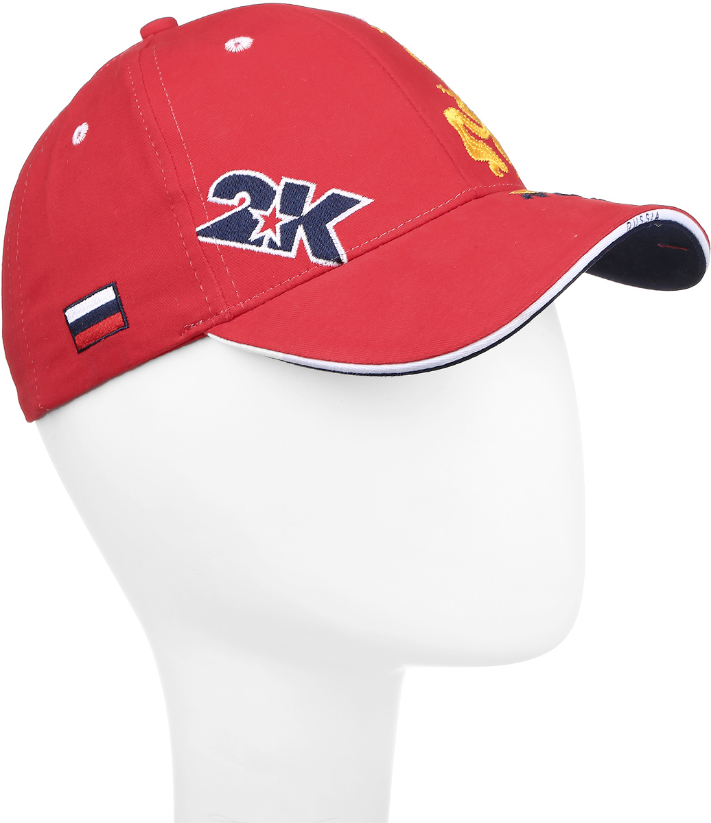Бейсболка124237_red Бейсболка124237_redБейсболка 2K Sport National выполнена из натурального хлопка и имеет классическую панельную конструкцию. Модель с плотным козырьком оформлена вышивкой с символикой Российской Федерации и фирменной вышивкой. Бейсболка имеет небольшие отверстия, обеспечивающие дополнительную вентиляцию. Объем бейсболки регулируется при помощи хлястиков с липучками.