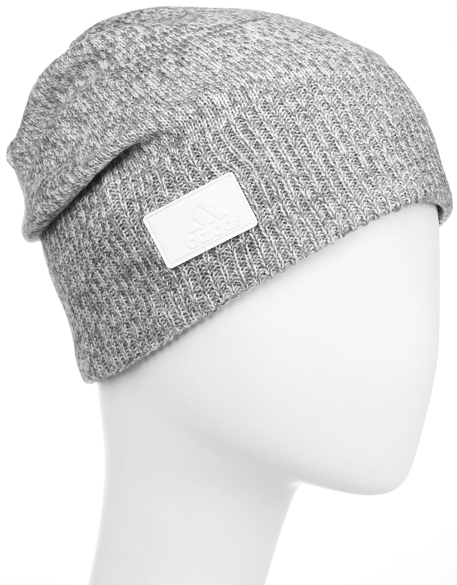 ШапкаAX8081 ШапкаAX8081Шапка-бини Adidas с технологией climawarm надежно согреет во время занятий, а рифленый эластичный край обеспечит комфортную посадку. В этой вязаной шапке тебе будет тепло во время тренировок в предрассветные часы. Конструкция из крученой пряжи. Флисовая подкладка.