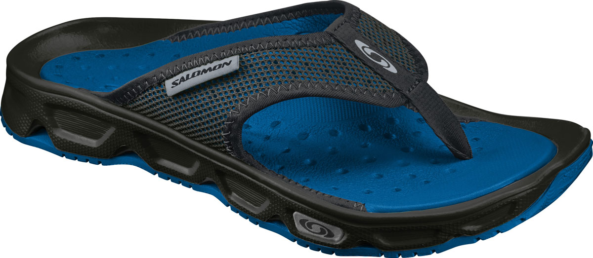 Сланцы370704 Сланцы370704Легкие мужские сланцы от Salomon RX Break придутся вам по душе. Верх модели изготовлен из синтетического материала и текстиля и дополнен символикой бренда. Отличная перфорация и сетчатый материал обеспечивают вентиляцию ноги. Внутренняя часть изготовлена из EVA материла. EVA - это легкий и прочный материал, обладающий хорошими амортизирующими свойствами и водонепроницаемостью. Светоотражающие элементы предназначены для лучшей видимости в темное время суток. Износостойкая подошва с технологией Contagrip оснащена рифлением для лучшей сцепки с поверхностью. Такие сланцы помогут ногам восстановиться сразу после окончания пробежки и вплоть до того момента, когда вы сможете растянуться в своем гамаке.