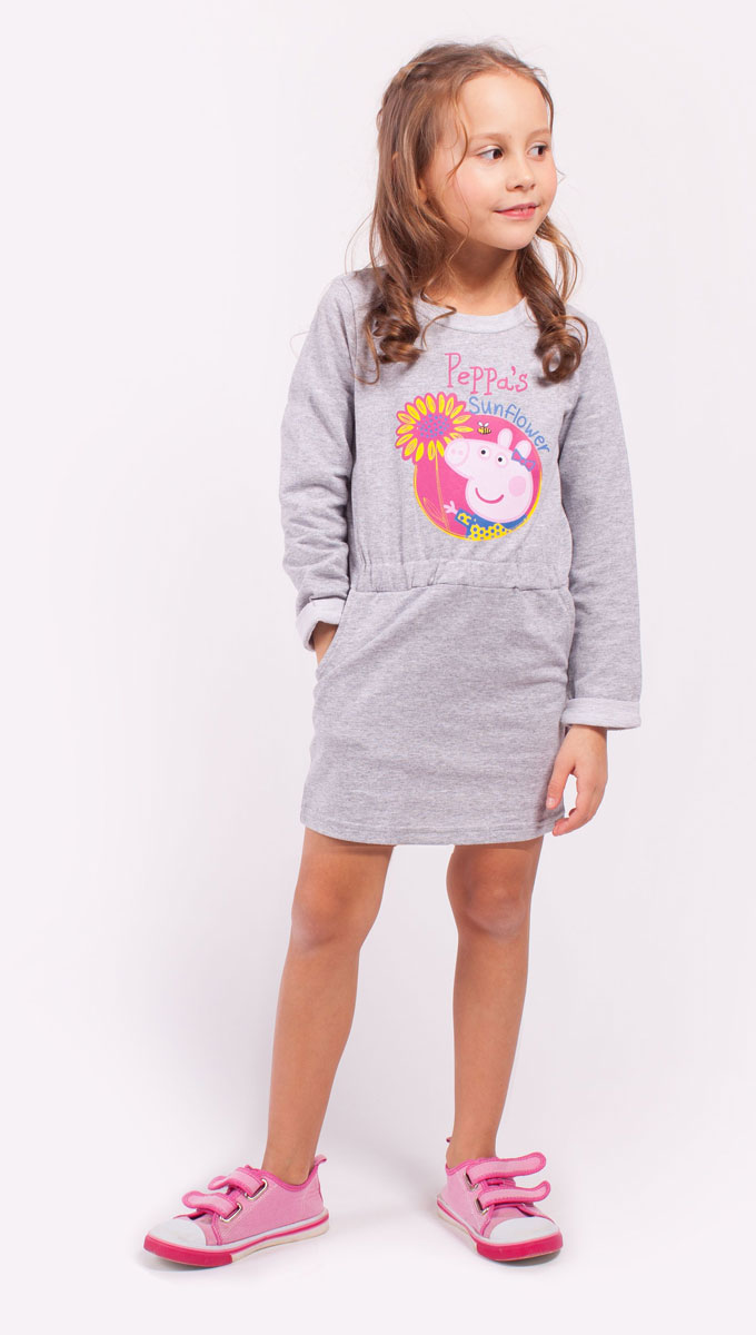 ПлатьеZG 14179-M1 ПлатьеZG 14179-M1Платье для девочки Peppa Pig от Free Age выполнено из эластичной хлопковой ткани. Модель с круглым вырезом горловины и стандартными длинными рукавами, дополненными подворотами. Спереди изделие декорировано ярким принтом и оформлено двумя втачными карманами.