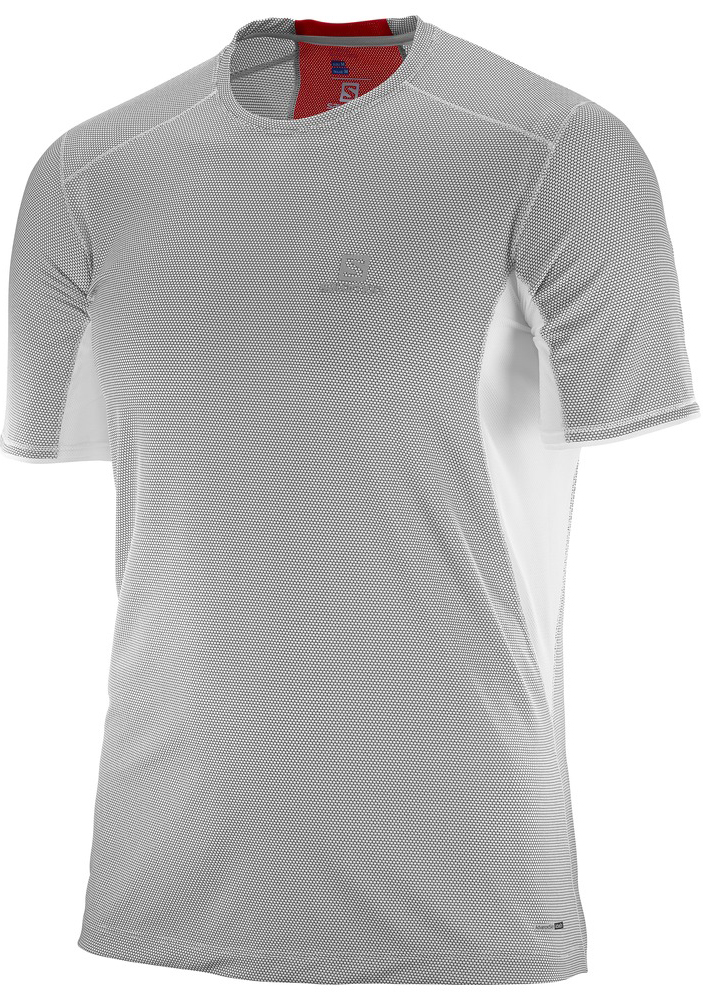 ФутболкаL39385300 ФутболкаL39385300Легкая дышащая футболка Trail Runner Tee обеспечивает комфорт, а материал с добавлением бамбукового угля предотвращает появление неприятного запаха. Модель выполнена с круглой горловиной и короткими рукавами.