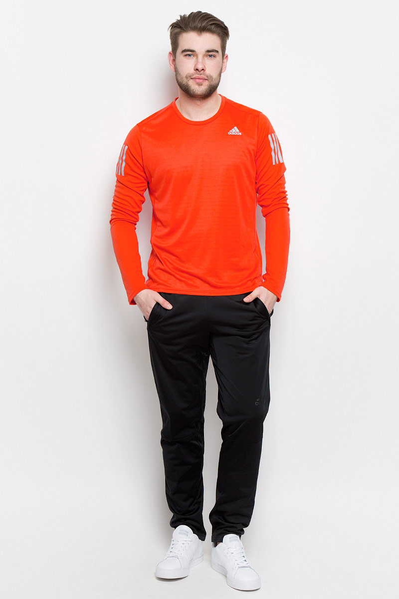 ЛонгсливBP7485 ЛонгсливBP7485Лонгслив для бега Adidas Rs Ls Tee изготовлен из полиэстера и полиэфира. У модели круглый ворот и длинные рукава с прорезями для больших пальцев. Модель дополнена светоотражающими полосами на рукавах.