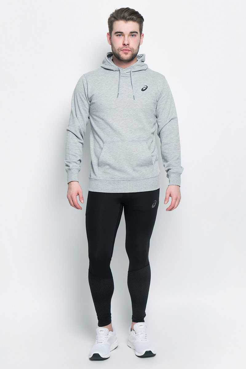Худи141089-0714 Худи141089-0714Мужское худи Asics выполнено из хлопка с добавлением полиэстера и эластана. У модели классический крой - худи не слишком тесное и не слишком свободное, что гарантирует полную свободу движений. Капюшон на шнурках. Изделие оформлено эластичными манжетами и окантовкой низа, дополнено карманом-кенгуру.