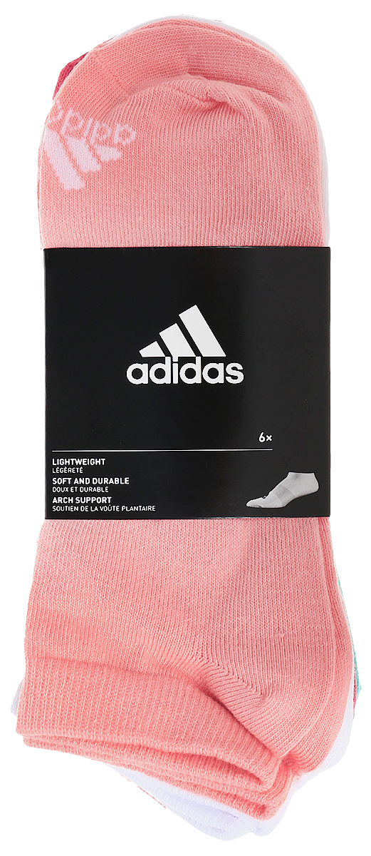 Комплект носковS99897 Комплект носковS99897Женские носки adidas Per No-Sh T изготовлены из высококачественного эластичного хлопка с добавлением полиамида и полиэстера. Укороченные носки с поддержкой стопы имеют эластичную резинку, которая надежно фиксирует носки на ноге. В комплект входят 6 пар носков разных цветов: розового, белого, светло-розового, темно-синего, серого и мятного.