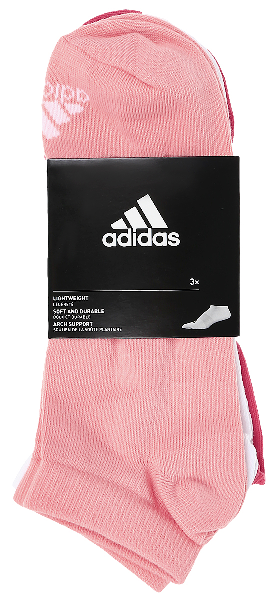 Комплект носковS99894 Комплект носковS99894Женские носки adidas Per No-Sh T изготовлены из высококачественного эластичного хлопка с добавлением полиамида и полиэстера. Укороченные носки с поддержкой стопы имеют эластичную резинку, которая надежно фиксирует носки на ноге. В комплект входят 3 пары носков разных цветов.
