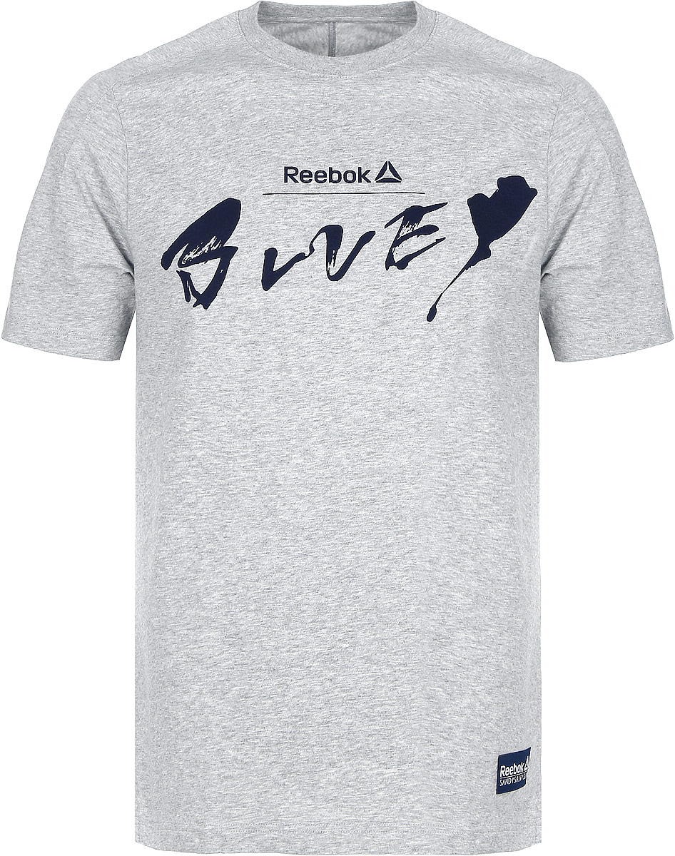 ФутболкаBK6558 ФутболкаBK6558Мужская футболка Reebok El Lths Bluey Colla изготовлена из натурального хлопка с добавлением полиэстера и эластана. Модель с круглым воротом и короткими рукавами. Однотонная футболка декорирована принтом и нашивкой с названием бренда. По бокам модель дополнена небольшими разрезами. Спинка слегка длиннее передней части футболки.