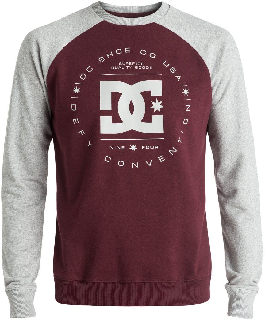 ТолстовкаEDYSF03122-XSSR ТолстовкаEDYSF03122-XSSRМужская толстовка DC Shoes выполнена из хлопка с добавлением полиэстера. Модель имеет комфортный классический крой, длинные рукава реглан и круглый вырез горловины. Манжеты рукавов, горловина и низ толстовки дополнены эластичным материалом в рубчик. Графический принт нанесен по щадящей технологии окрашивания ткани.
