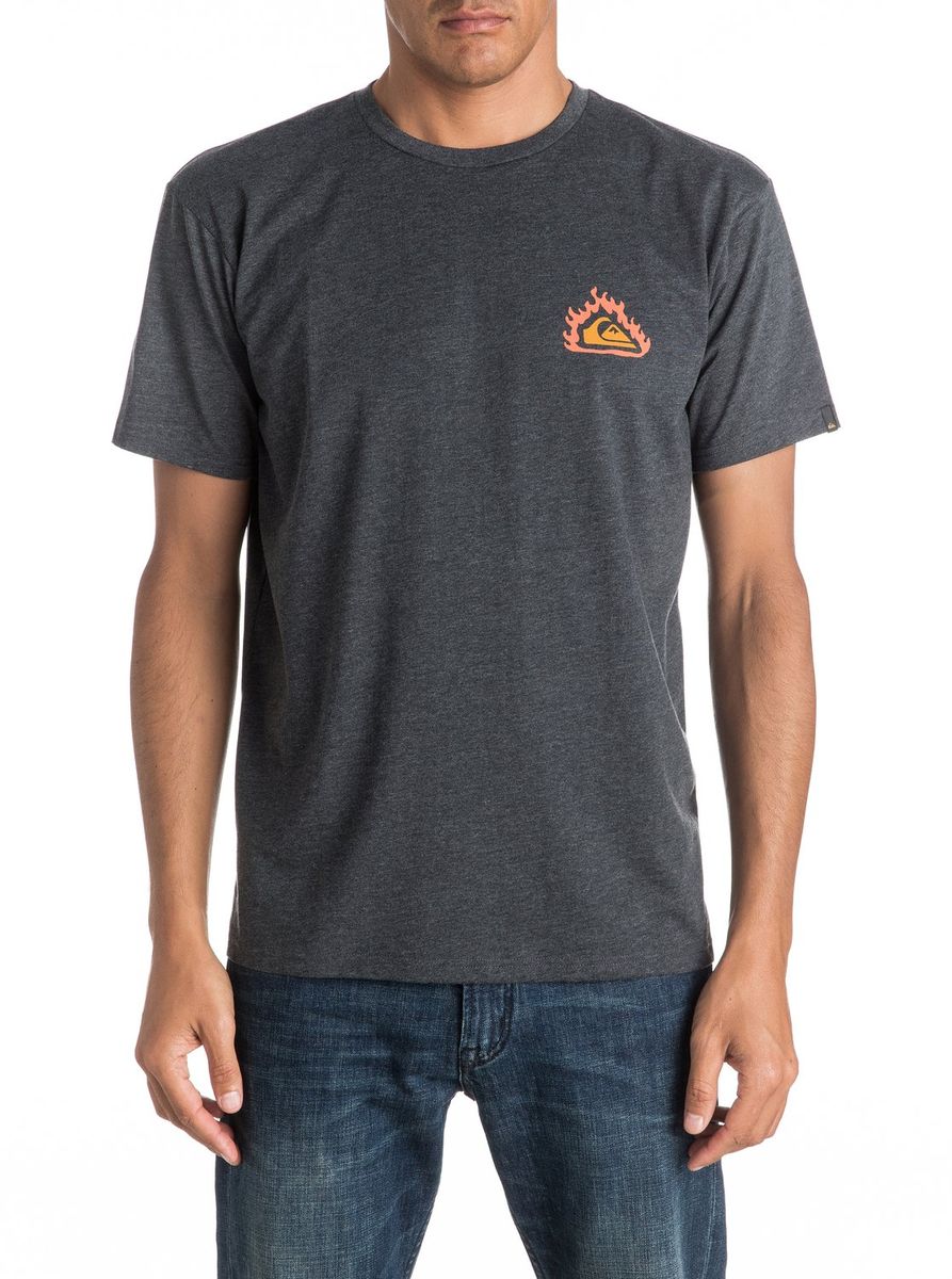 ФутболкаEQYZT04286-BRQH ФутболкаEQYZT04286-BRQHМужская футболка Quiksilver изготовлена из качественного натурального материала. Модель выполнена с круглой горловиной и короткими рукавами.
