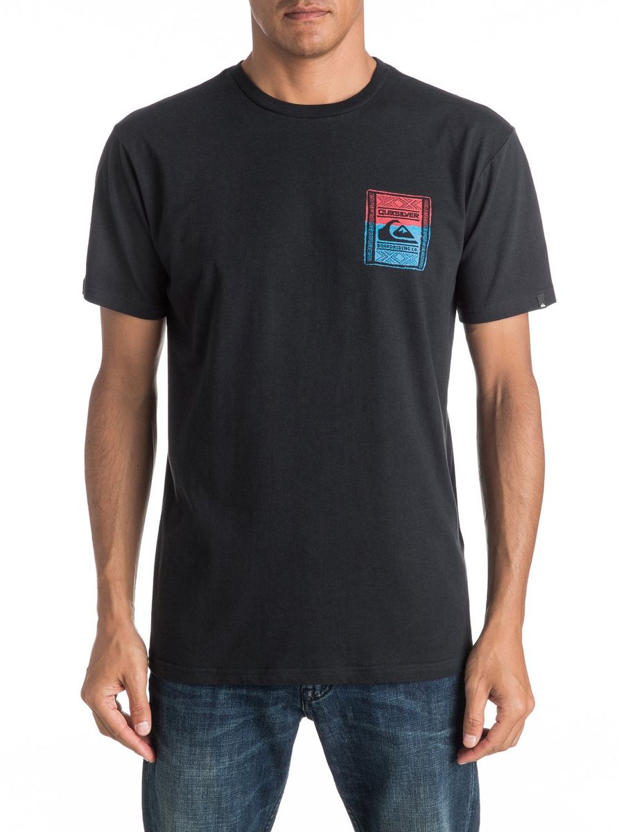 ФутболкаEQYZT04296-KVJ0 ФутболкаEQYZT04296-KVJ0Мужская футболка Quiksilver изготовлена из качественного материала. Модель выполнена с круглой горловиной и короткими рукавами.