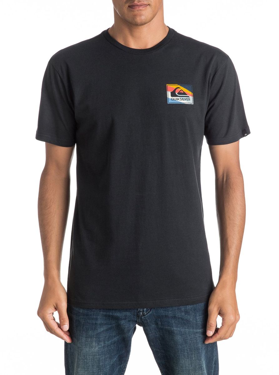 ФутболкаEQYZT04298-BYH0 ФутболкаEQYZT04298-BYH0Мужская футболка Quiksilver изготовлена из качественного материала. Модель выполнена с круглой горловиной и короткими рукавами.