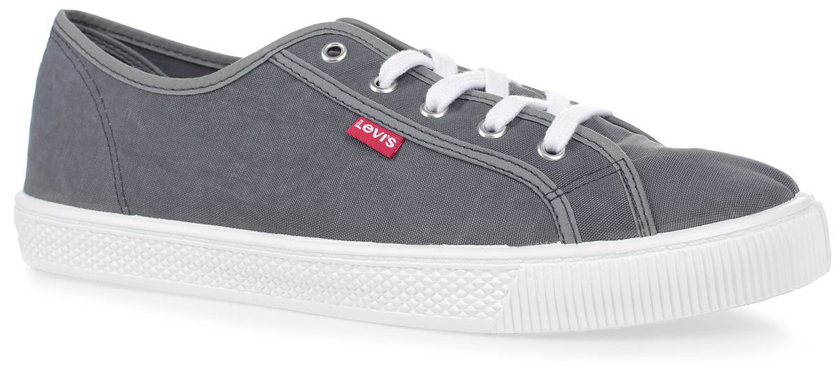 Кеды225832/733-54 Кеды225832/733-54Кеды Levis выполнены из высококачественного текстиля и оформлены фирменной нашивкой. На ноге модель фиксируется с помощью шнурков. Внутренняя поверхность и стелька выполнены из мягкого текстиля, комфортного при движении. Подошва изготовлена из резины и дополнена рельефным рисунком.