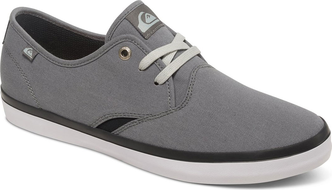 КедыAQYS300027-XNNW КедыAQYS300027-XNNWСтильные мужские кеды Quiksilver, гарантируют удобство и комфорт вашим ногам. Модель из текстиля на шнуровке, оформлена сверху декоративными металлическими люверсами. Многослойная стелька с поддержкой подъема стопы. Цепкая и упругая подошва Quiksilver с рисунком протектора «елочкой». Данная модель прекрасно сможет подчеркнуть ваш индивидуальный стиль.
