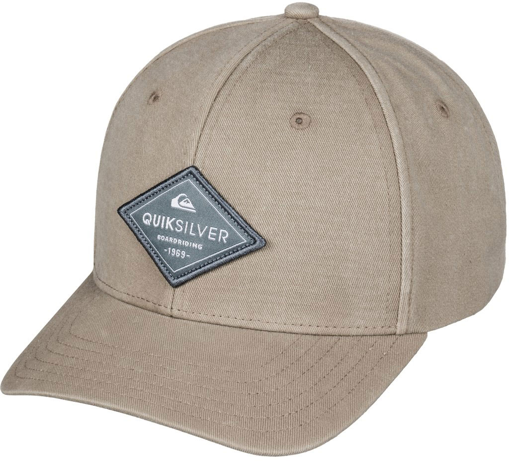 БейсболкаAQYHA03681-SZR0 БейсболкаAQYHA03681-SZR0Стильная бейсболка Quiksilver, выполненная из хлопка, идеально подойдет для прогулок, занятия спортом и отдыха. Изделие оформлено нашивкой с логотипом бренда. Объем бейсболки регулируется пластиковым фиксатором.