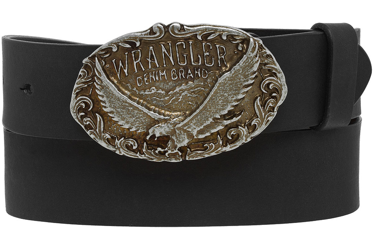 РеменьW0178U101 РеменьW0178U101Стильный широкий ремень Wrangler выполнен из натуральной кожи. Металлическая пряжка, с помощью которой регулируется длина ремня, оформлена фирменной гравировкой.