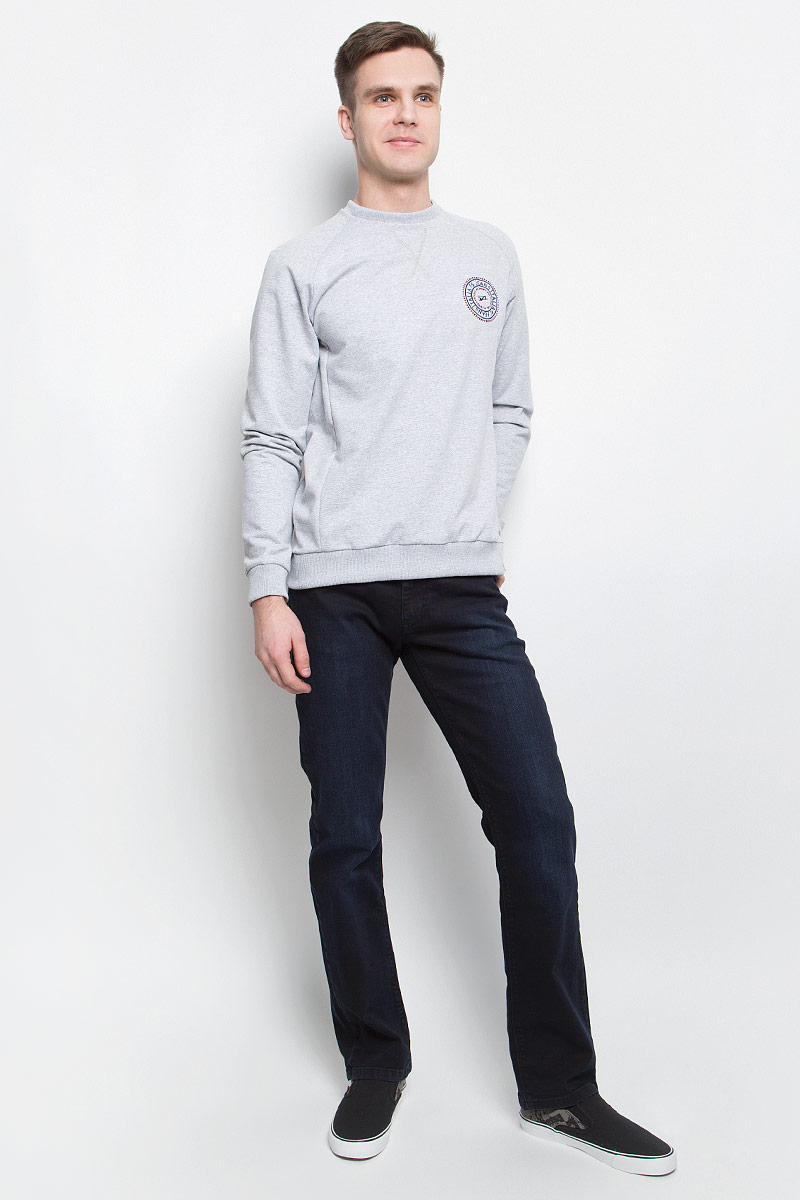 Джинсы265142_09257, Black denim Crni str., w.dark Джинсы265142_09257, Black denim Crni str., w.darkМужские джинсы F5 изготовлены из натурального хлопка с добавлением эластана. Джинсы средней посадки застегиваются на пуговицу в поясе и ширинку на застежке-молнии. На поясе имеются шлевки для ремня. Спереди модель дополнена двумя втачными карманами и одним небольшим накладным кармашком, а сзади - двумя накладными карманами. Модель оформлена эффектом легкой потертости.