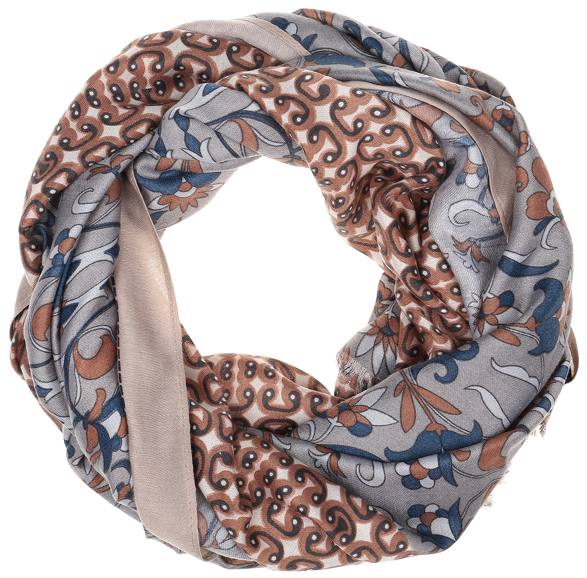 ПалантинRo01PC3932-003 ПалантинRo01PC3932-003Палантин от Vita Pelle изготовлен из вискозы с добавлением бамбука, оформлен оригинальным принтом. Кромка обработана подгибкой и бахромой.