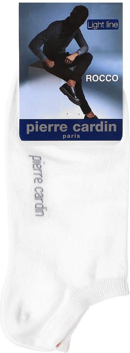 НоскиCr Rocco НоскиCr RoccoУкороченные носки Pierre Cardin Light Line изготовлены из хлопка с добавлением полиамида и эластана. Носки дополнены надписью с названием бренда. Эластичная резинка плотно облегает ногу, не сдавливая ее.