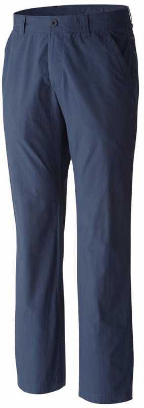 Брюки1657741-419 Брюки1657741-419Брюки мужские Columbia Washed Out Pant выполненные из натурального хлопка высочайшего качества, мягкие и приятные на ощупь, не сковывают движения, обеспечивая наибольший комфорт. Брюки классического прямого кроя и средней посадки застегиваются на пуговицу в поясе и ширинку на молнии, имеются шлевки для ремня. Спереди модель оформлена двумя втачными карманами с косыми срезами, а сзади - двумя прорезными карманами, которые фиксируются липучками. Над правым задним карманом небольшая нашивка с названием бренда. Эти модные и в тоже время комфортные брюки послужат отличным дополнением к вашему гардеробу.