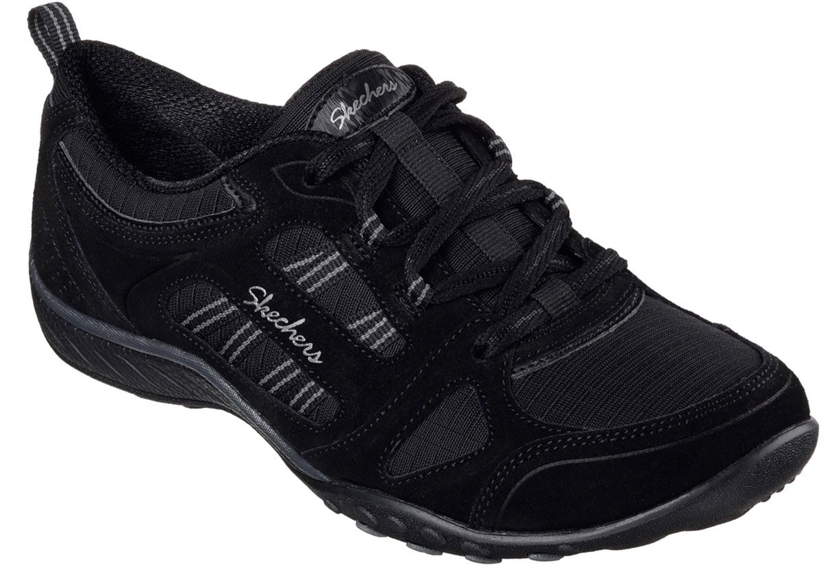 Кроссовки22544-BLK Кроссовки22544-BLKСтильные легкие женские кроссовки Skechers подходят как для занятий спортом, так и для повседневных прогулок. Верх модели выполнен из дышащего текстиля и натуральной кожи. Классическая шнуровка надежно зафиксирует модель на стопе. Внутренняя отделка исполнена из мягкого текстиля. Гибкая анатомическая подошва имеет рельефный протектор, который обеспечивает надежное сцепление с поверхностью. В таких кроссовках вашим ногам будет комфортно и уютно. Они подчеркнут ваш стиль и индивидуальность!