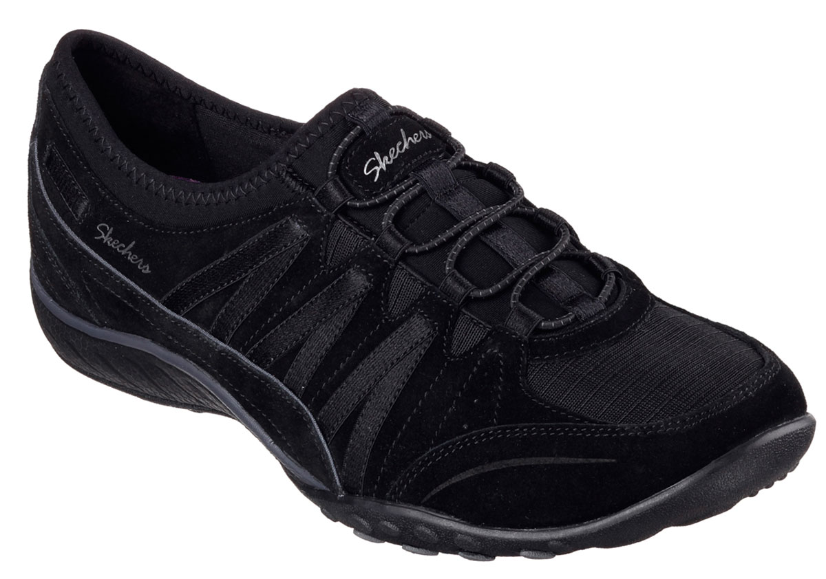 Кроссовки23020-BLK Кроссовки23020-BLKСтильные легкие женские кроссовки Skechers подходят как для занятий спортом, так и для повседневных прогулок. Верх модели выполнен из дышащего текстиля и натуральной кожи. Шнуровка надежно зафиксирует модель на стопе. Внутренняя отделка исполнена из мягкого текстиля. Гибкая анатомическая подошва имеет рельефный протектор, который обеспечивает надежное сцепление с поверхностью. В таких кроссовках вашим ногам будет комфортно и уютно. Они подчеркнут ваш стиль и индивидуальность!