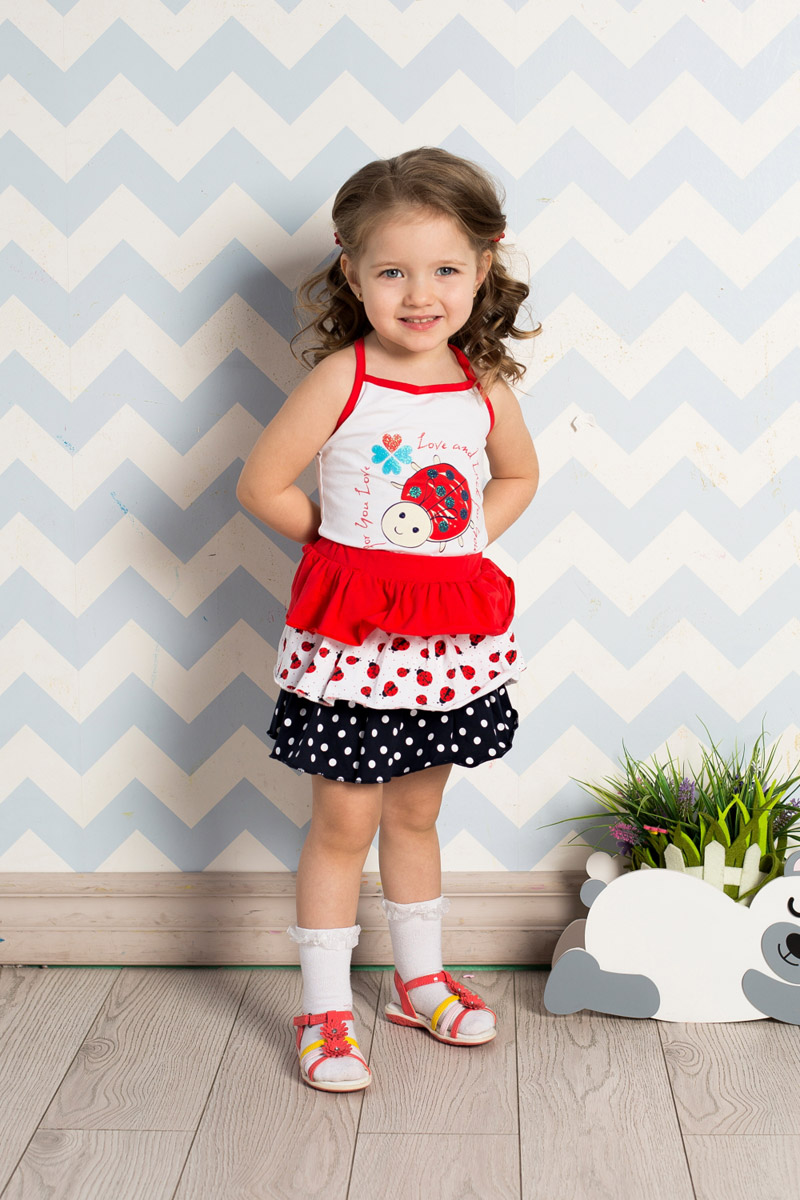 Топ712140 Топ712140Яркий топ для девочки Sweet Berry, выполненный из качественного эластичного хлопка с забавным принтом, станет отличным дополнением к детскому гардеробу. Бретели, регулирующиеся по длине, выполнены из материала контрастного цвета.