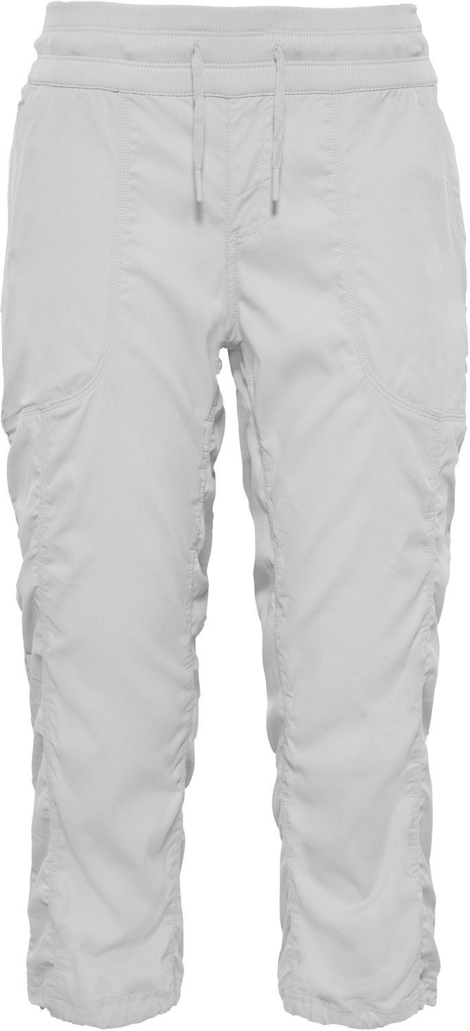 Бриджи/каприT92UO6PLV Бриджи/каприT92UO6PLVКапри женские The North Face изготовлены из качественной смесовой ткани. Модель выполнена с широкой резинкой и шнурком-утяжкой на поясе. Изделие дополнено карманами.