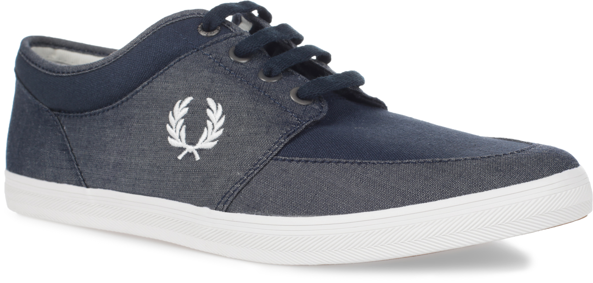 КедыB1170-608 КедыB1170-608Кеды мужские Fred Perry Stratford Chambray, выполненные из текстиля, оформлены фирменной вышивкой и прострочкой. На ноге модель фиксируется с помощью шнурков. Внутренняя поверхность из текстиля комфортна при движении. Стелька выполнена из легкого ЭВА-материала с поверхностью из текстиля. Подошва изготовлена из прочной резины и дополнена рельефным рисунком.