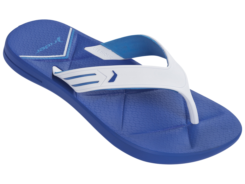 Сланцы82026-20247 Сланцы82026-20247Стильные мужские сланцы Easy Thong Ad от Rider придутся вам по душе. Верх модели выполнен из поливинилхлорида. Подошва выполнена из ЭВА материала. Ремешки с перемычкой гарантируют надежную фиксацию модели на ноге. Рельефная поверхность верхней части подошвы комфортна при движении. Основание подошвы дополнено рифлением.