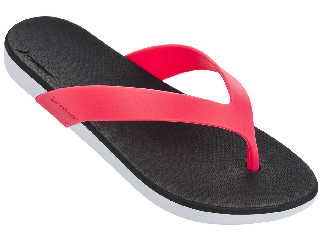 Сланцы82134-21428 Сланцы82134-21428Стильные женские сланцы Rx Thong Fem от Rider придутся вам по душе. Верх модели выполнен из поливинилхлорида. Ремешки с перемычкой надежно зафиксируют модель на ноге. Рельефная поверхность верхней части подошвы комфортна при движении. Основание подошвы дополнено рифлением.
