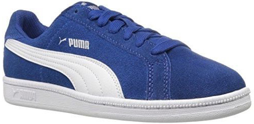 Кроссовки36202706 Кроссовки36202706Детские кроссовки Puma Smash FUN SD Jr - дань уважения и свежий взгляд на брендовые коллекции 70-х. Кроссовки выполнены из мягчайшей кожи и украшены фирменной символикой. Модель разработана специально для маленьких ножек. Новая интерпретация любимого всеми теннисного стиля позволила приспособить спортивную обувь для повседневного использования. Амортизирующая промежуточная подошва, низкое голенище, удобная съемная стелька - просто идеальная пара для подвижных игр и веселых пикников!