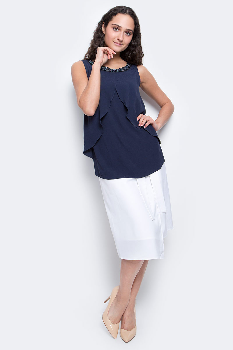 ТопB267029_Dark Navy ТопB267029_Dark NavyСтильный топ Baon изготовлен из струящейся вискозы. Модель свободного кроя с округлым вырезом горловины спереди оформлена расходящимися от груди полочками. Горловина украшена декоративной тесьмой. Лаконичный дизайн изделия делает эту вещь универсальной. Такой топ великолепно дополнит базовый гардероб современной и уверенной в себе девушки.