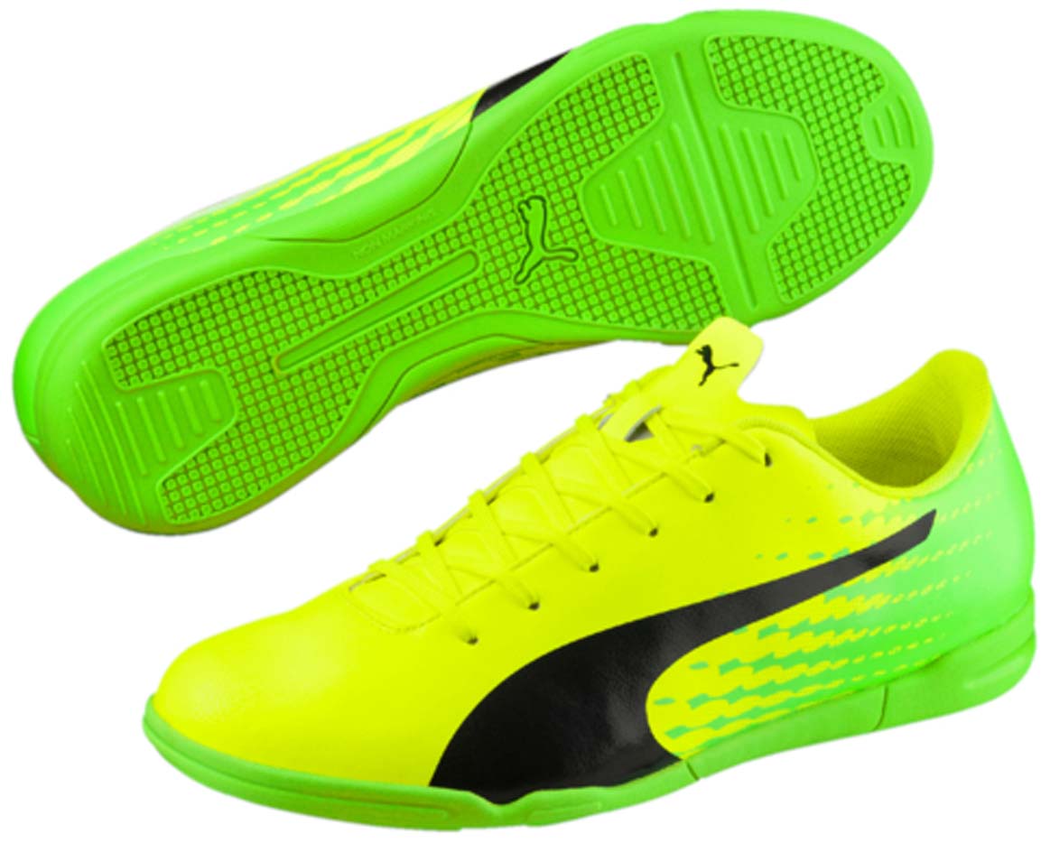Кроссовки10402701 Кроссовки10402701Новые кроссовки Evospeed 17.5 IT - это качественная модель по доступной цене в линейке футбольной обуви Evospeed от Puma, в которой прочность и комфорт сочетаются со свежим дизайном. Мягкая и прочная искусственная кожа верха вместе с удобной колодкой и прямой шнуровкой по центру обеспечивают идеальную посадку по ноге и отличное чувство мяча, а также долговечность, износостойкость и универсальность.