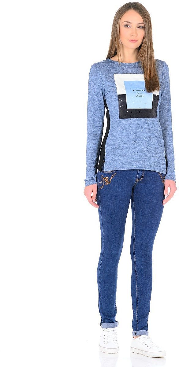 ДжемперWP-2705C ДжемперWP-2705CТрикотажный джемпер с втачными длинными рукавми, спинка из черного трикотажа, на полочке геометрическая аппликация с принтом и стразы. Перед и спинка - разной длины. В боковых швах - разрезы.
