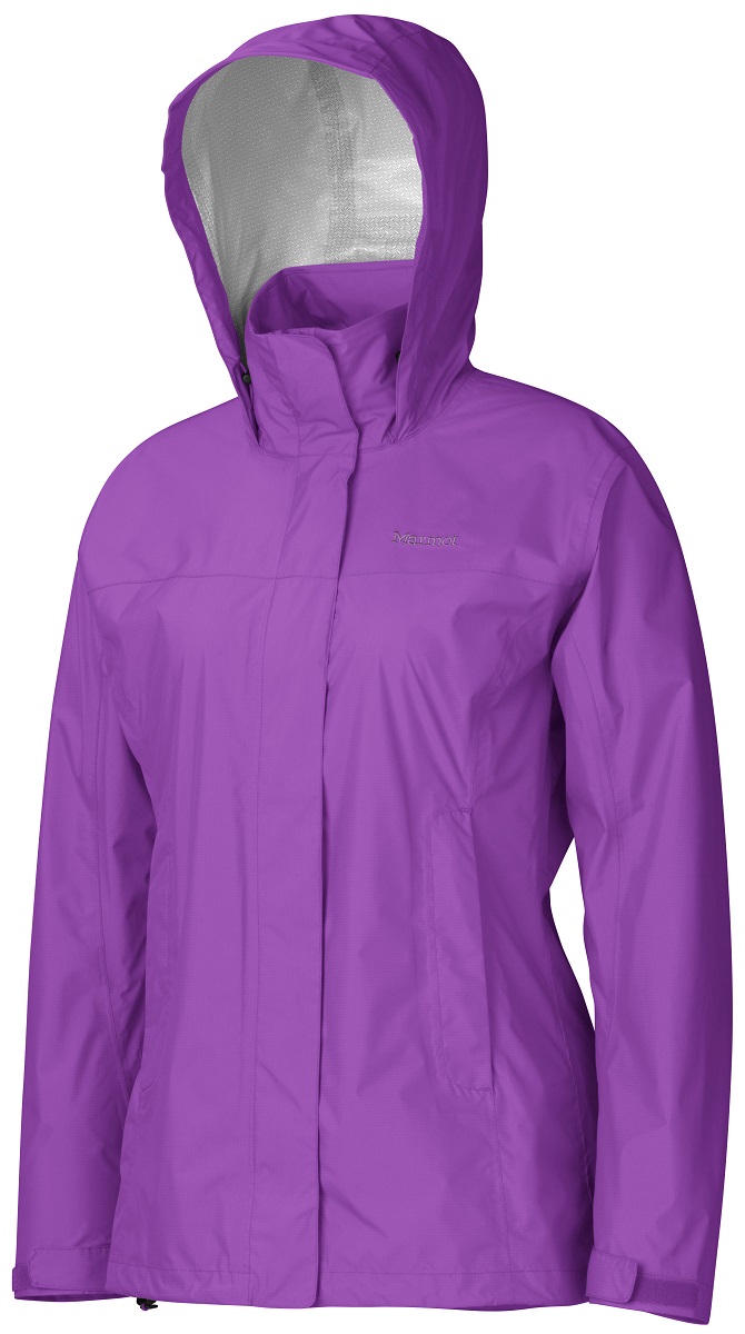 Дождевик46200-2421 Дождевик46200-2421Куртка Wm`s PreCip Jacket создана специально для женщин. Бесспорный хит продаж. Этот легкий дождевик не подведет вас и защитит от дождя и влаги летом и в межсезонье. Особенности: Технология PreCip™ Dry Touch - водостойкий, дышащий материал|100% водонепроницаемые швы|Капюшон имеет возможность хорошего обзора и при необходимости убирается в воротник|PitZips™ - двусторонние молнии в районе подмышек обеспечивают отличную вентиляцию|Pack Pockets™ - полувертикальные нагрудные карманы, которыми удобно пользоваться даже с рюкзаком на спине|Двойная штормовая планка на передней молнии с застежкой-липучкой Velcro®|Низ куртки регулируется эластичным шнуром – для универсальности в любую непогоду|Влагоотводящий мягкий материал DriClime® на воротнике для защиты подбородка от соприкосновения с застежкой-молнией|Angel-Wing Movement™ - специальный анатомический крой, обеспечивающий максимальную свободу движений рук|Длина по центру спины 68.6 см для размера М|