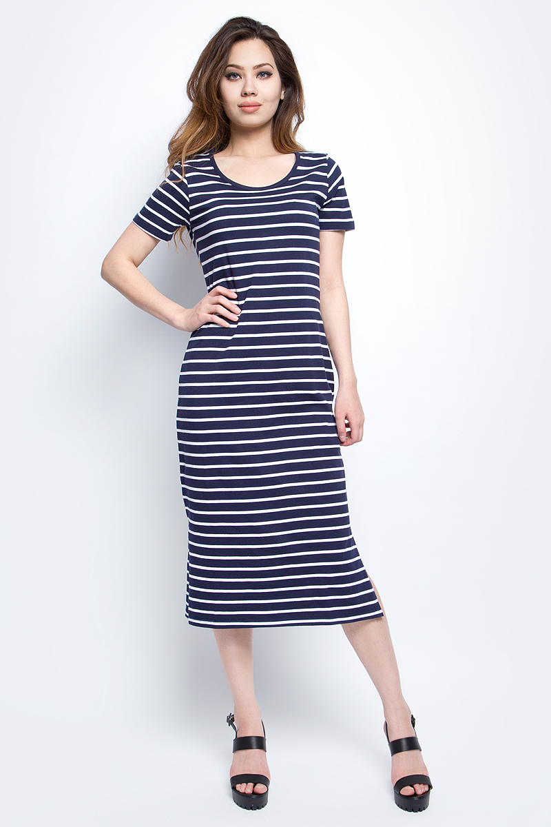 ПлатьеB457099_Dark Navy Striped ПлатьеB457099_Dark Navy StripedПлатье Baon выполнено из натурального хлопка. Модель с круглым вырезом горловины и короткими рукавами.