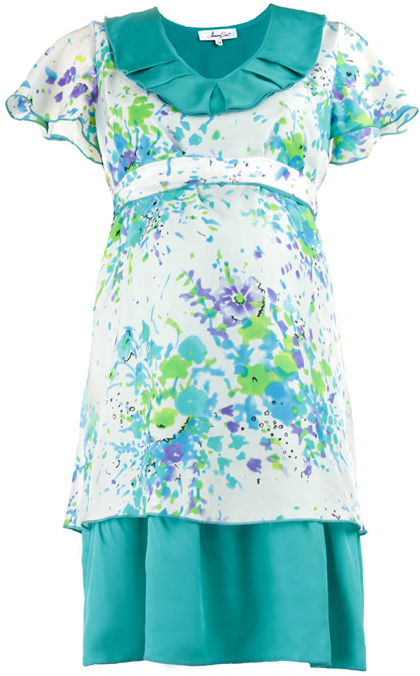 Платье51393514 Платье51393514Платье Mammy Size Premium полуприлегающего силуэта, трапециевидной формы, из шелка, отрезное под грудью на поясе, длиной до середины колена. Горловина углубленная, овальной формы с декоративным воланом со складками. Рукав - крылышко, свободной формы с фалдами. Юбка двойная из основной и дополнительной ткани разных длин.