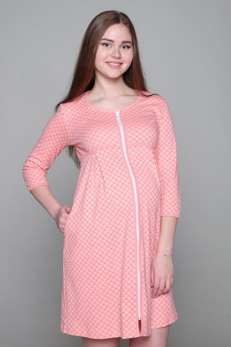 Халат2-НМК 08903 Халат2-НМК 08903Мягкий и удобный халат Hunny Mammy изготовлен из натурального хлопка. Модель с круглым вырезом горловины, и рукавами 3/4 застегивается на молнию. Спереди предусмотрены карманы. Изделие оформлено принтом. Универсальный халат с завышенной линией талии идеально подойдет в до- и послеродовый период.
