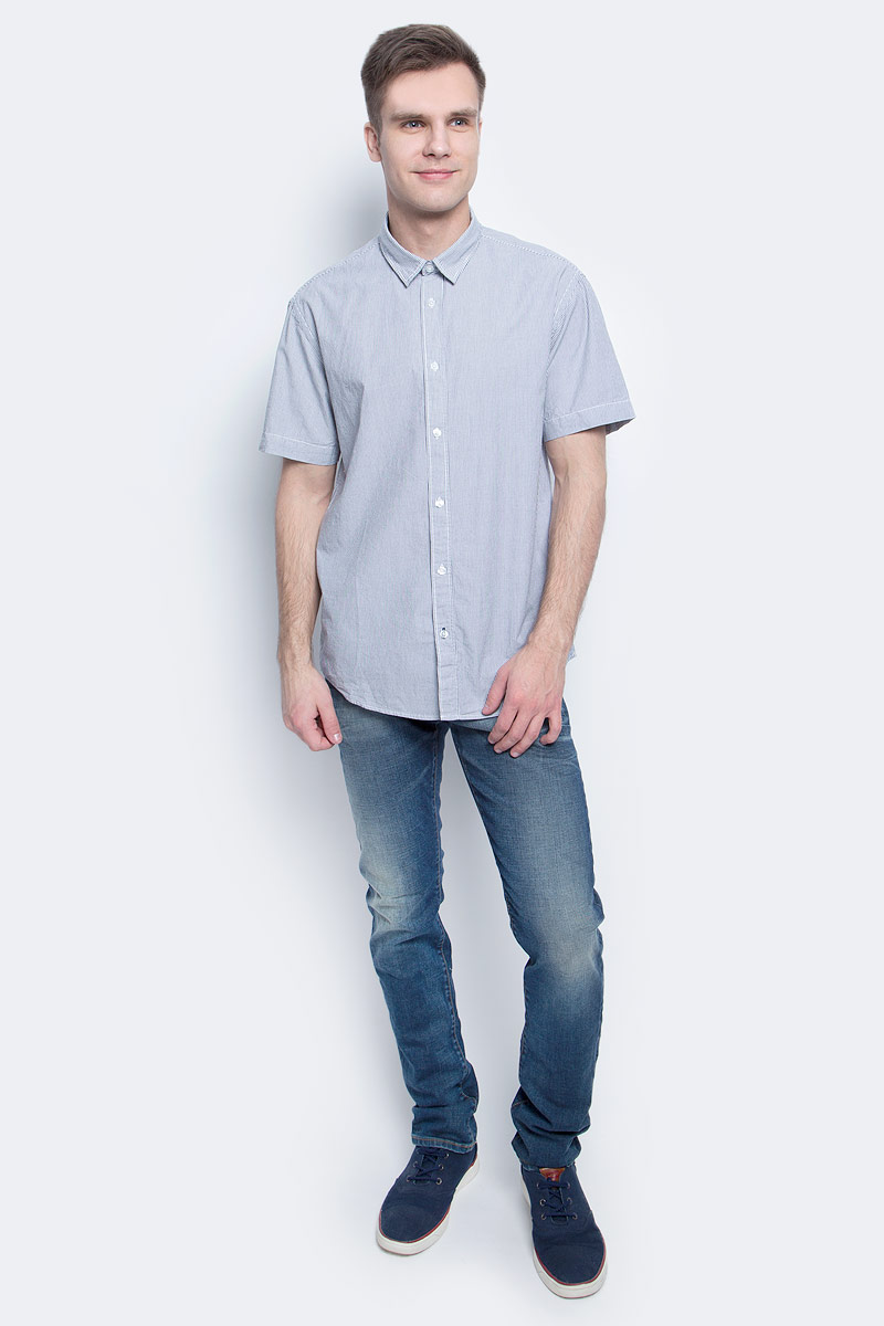 РубашкаB687018_Deep Navy Striped РубашкаB687018_Deep Navy StripedРубашка мужская Baon выполнена из натурального материала. Модель с отложным воротником и короткими рукавами застегивается на пуговицы.