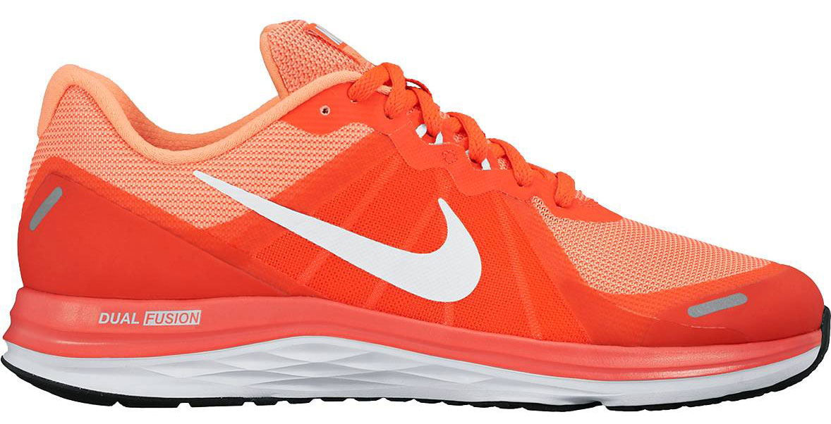 Кроссовки819318-600 Кроссовки819318-600Обувь для бега Nike Wmns Dual из воздухопроницаемого текстиля. Нити Flywire в передней части стопы для усиленной фиксации. Шнуровка; внутренняя отделка из текстиля; подошва из резины.