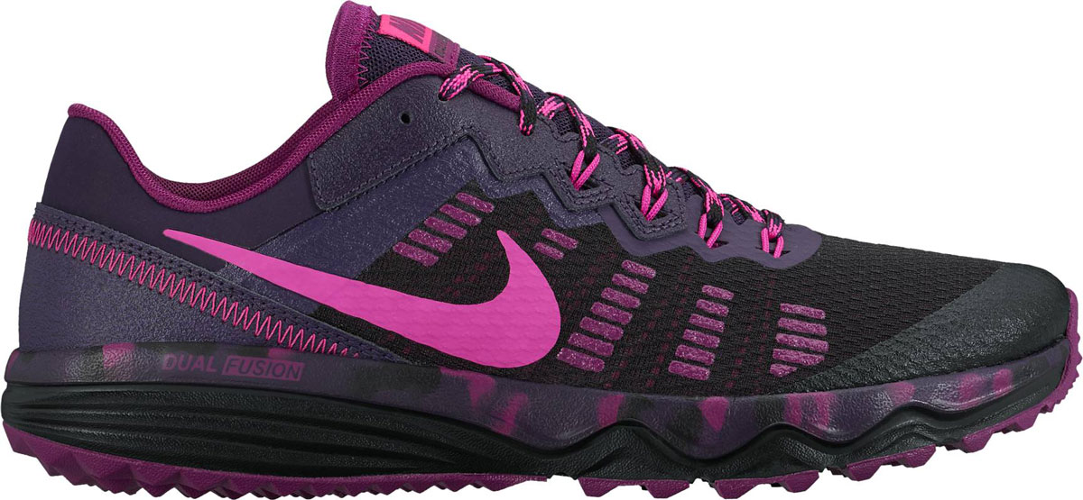 Кроссовки819147-006 Кроссовки819147-006Кроссовки Nike WMNS Dual из дышащего сетчатого текстиля черного цвета с полимерными накладками, текстильная внутренняя отделка. Материал SANDWICH MESH с динамическим каркасом для превосходной посадки и поддержки. Технология dual fusion-резиновая подошва для сцепления с различными поверхностями и увеличения прочности. Cтелька выполнена из плотного материала Phylon.