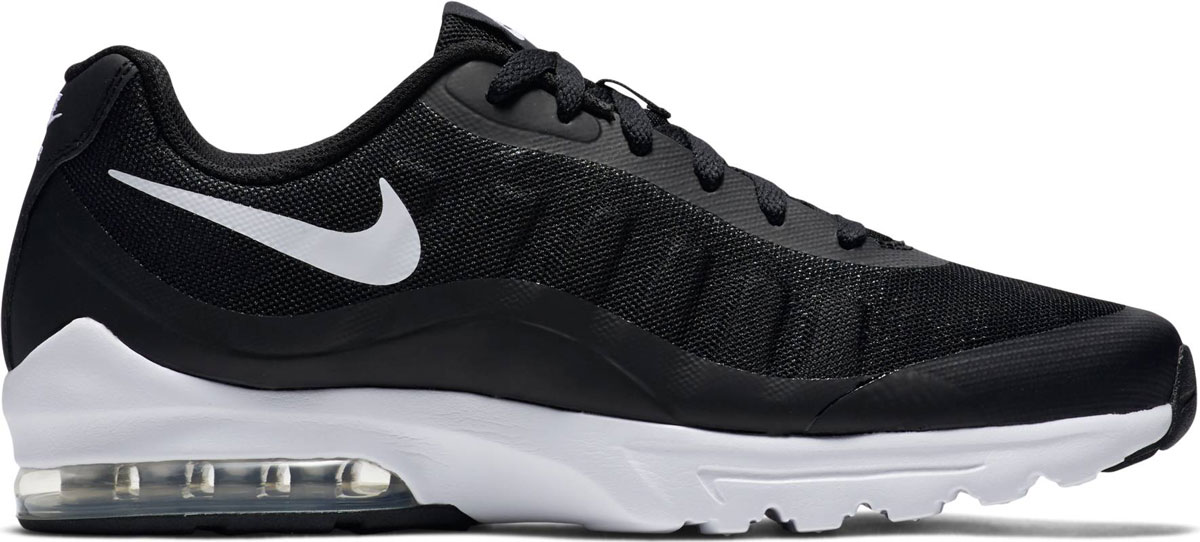 Кроссовки749680-010 Кроссовки749680-010Кроссовки Nike Air Мах из сетчатого текстиля с высокими дышащими характеристиками для оптимального воздухообмена. Воздушная подушка в пятке Nike Max Air эффективно амортизирует ударные нагрузки. Подошва с протектором способствует надежному сцеплению с поверхностью.