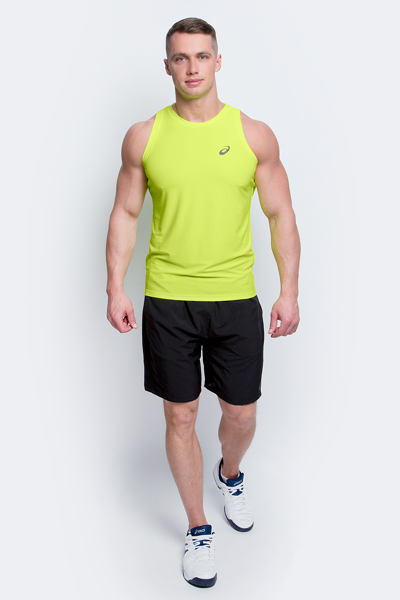 Майка134082-0480 Майка134082-0480Стильная мужская майка для бега Asics Singlet, выполненная из высококачественного полиэстера с применением технологии Motion Dry, обладает высокой воздухопроницаемостью, а также превосходно отводит влагу от тела, оставляя кожу сухой даже во время интенсивных тренировок. Такая майка великолепно подойдет как для повседневной носки, так и для спортивных занятий. Комфортные плоские швы исключают риск натирания и раздражения. Модель с круглым вырезом горловины - идеальный вариант для создания модного спортивного образа. Майка дополнена светоотражающими элементами. Такая майка идеально подойдет для занятий спортом, бега и фитнеса. В ней вы всегда будете чувствовать себя уверенно и комфортно.