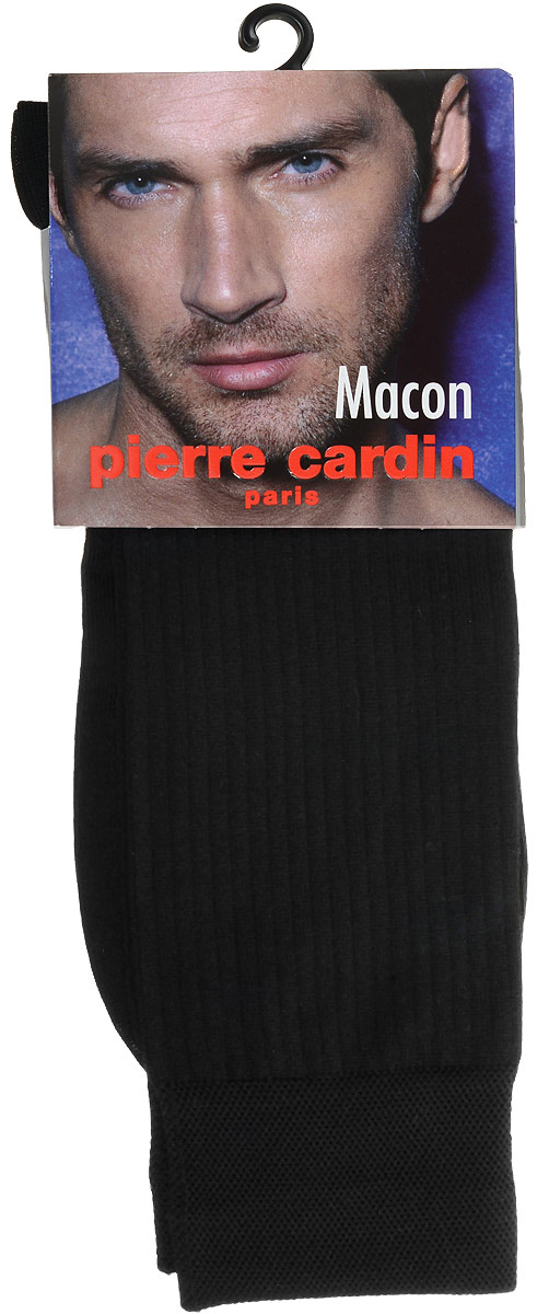 НоскиCr Macon НоскиCr MaconКлассические мужские носки Pierre Cardin изготовлены из высококачественного хлопка с добавлением полиамида и эластомера, что обеспечивает комфортную посадку. Модель выполнена в элегантном однотонном дизайне с тиснением полосками, паголенок декорирован изображением логотипа бренда. Благодаря использованию тончайших волокон мерсеризированного хлопка, кожа в таких носках дышит. Двойная, широкая, эластичная резинка идеально облегает ногу и не пережимает сосуды.