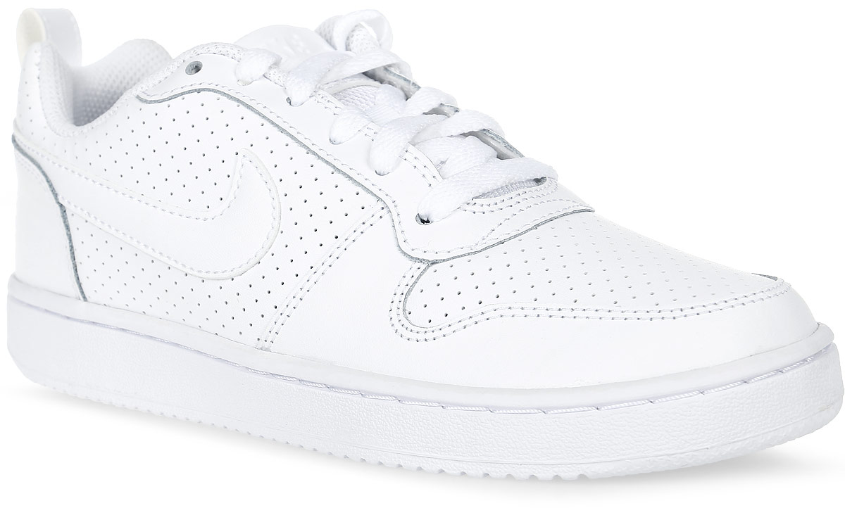 Кроссовки838937-111 Кроссовки838937-111Мужские кроссовки Recreation от Nike выполнены из натуральной и искусственной кожи. Модель оформлена перфорацией, которая обеспечивает естественную вентиляцию. Подкладка и стелька из текстиля комфортны при движении. Резиновая подошва типа Cupsole усиливает поддержку и сцепление с поверхностью. Язычок из сетчатого материала повышает воздухопроницаемость.